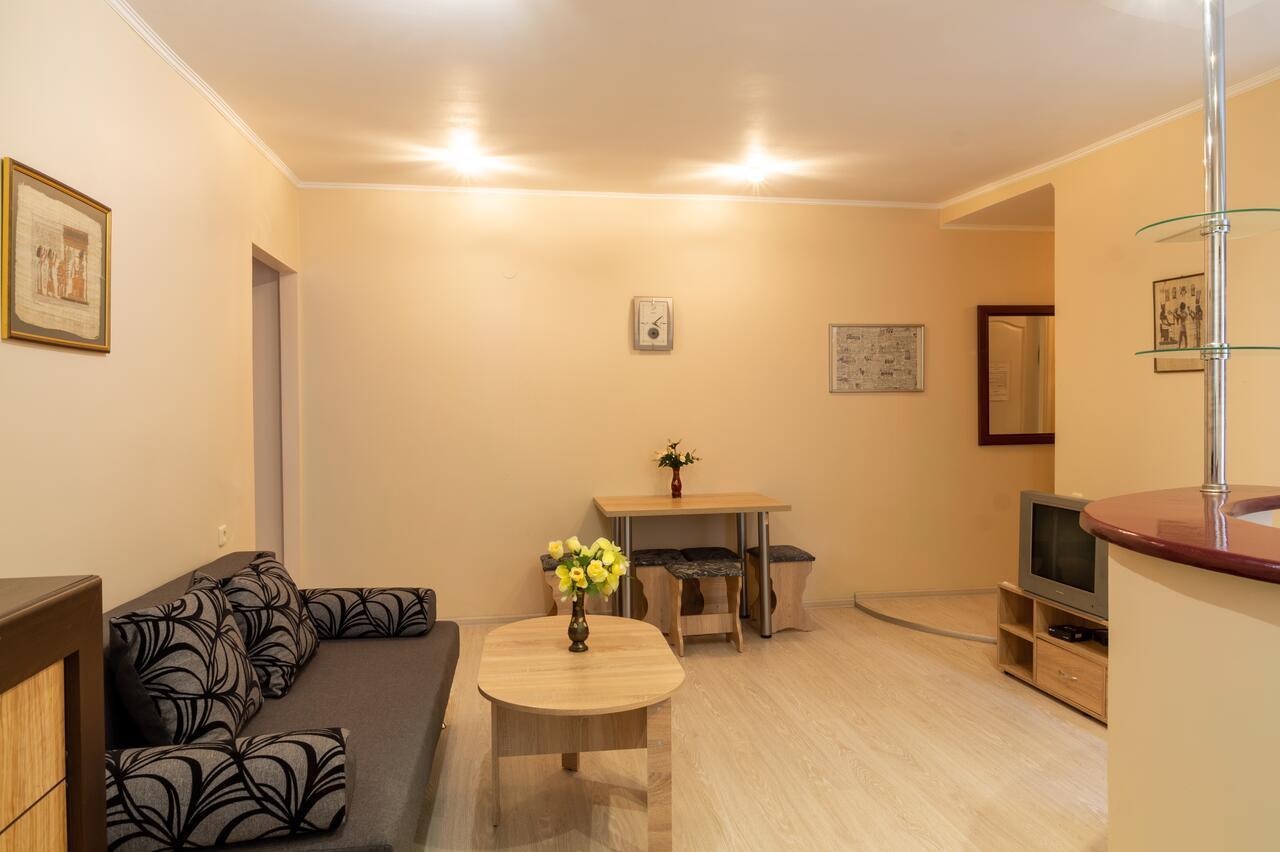112 Вулиця Велика Васильківська Kiew Exterior foto